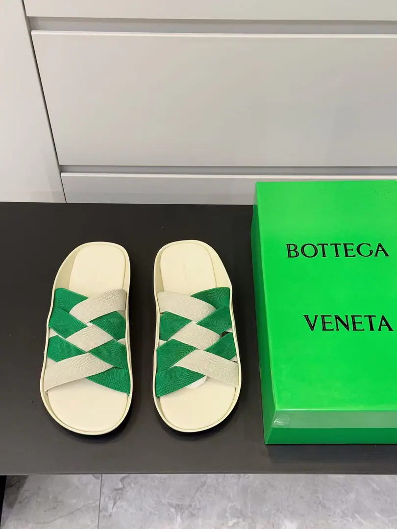 BVGentlemen.WaveMuller sandals. IntrecciatoWeaving oak moller sandals., Streamline Outline The pneumatic exterior., OpankaThe structure is consistent with human engineering. Size:39-44(38.45Do it.）