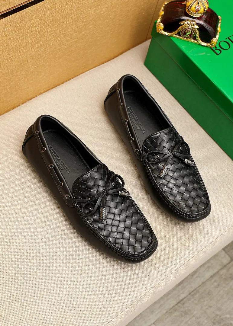 💐BVMen with shoes.®【BOTTEGA VENETA 】New money from the official network. One-to-one. ⚠Italian cow skin.➕Handweaving➕In the cow's skin.. I'm driving with my shoes. Synchronize cabinets Size 38～44（45🉑️Custom)