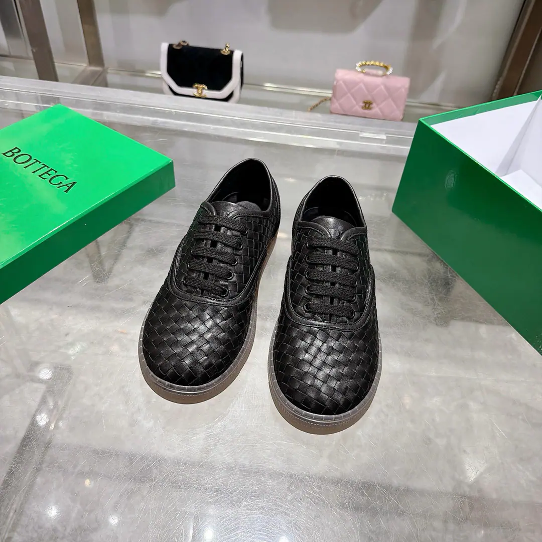 【BV】The Fluttershy.2026The autumn cabinet is the same. Bottega VenetaRoundheads, leisure shoes.！Weaving style！High-end atmosphere！Solid interior！Transparency Base！[Rose.][Rose.]！Pure handweaving, The originals are one moment after another.！Quality assurance！ Size: Men39--44（Men38.45.Custom without re-offer）