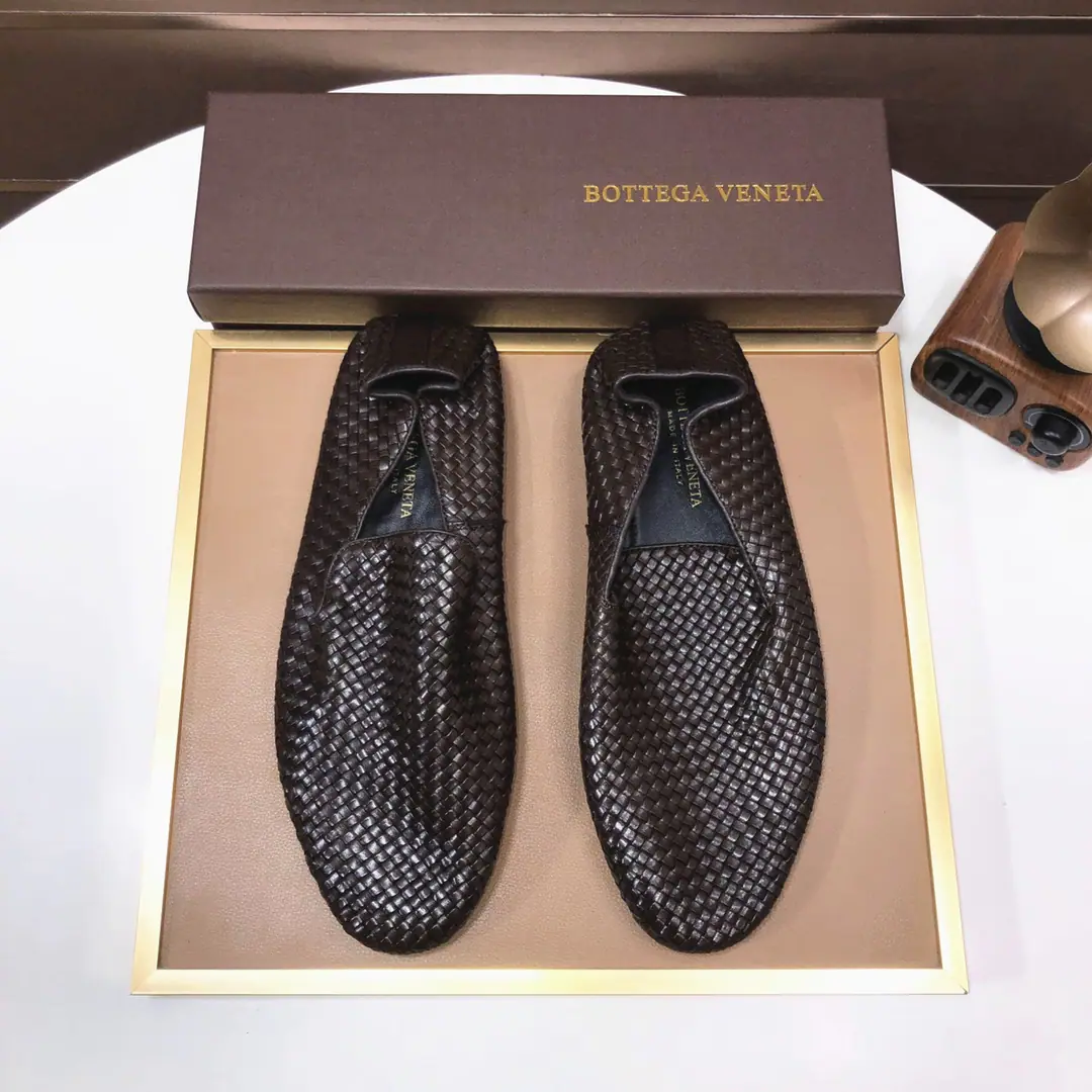 Plant 【Botteg Venetta(BV)】（Wallet shoes.）New exclusive. New money for the network. Top-of-shoe calf skin made above the shoe surface A delicate touch. The quality of luxury. For men's delicate weights. It's a noble place to be. A carefully designed Mark hand-made stitch. Fluid Lines In the whole cow's skin., Sweatwash comfort. 38-44