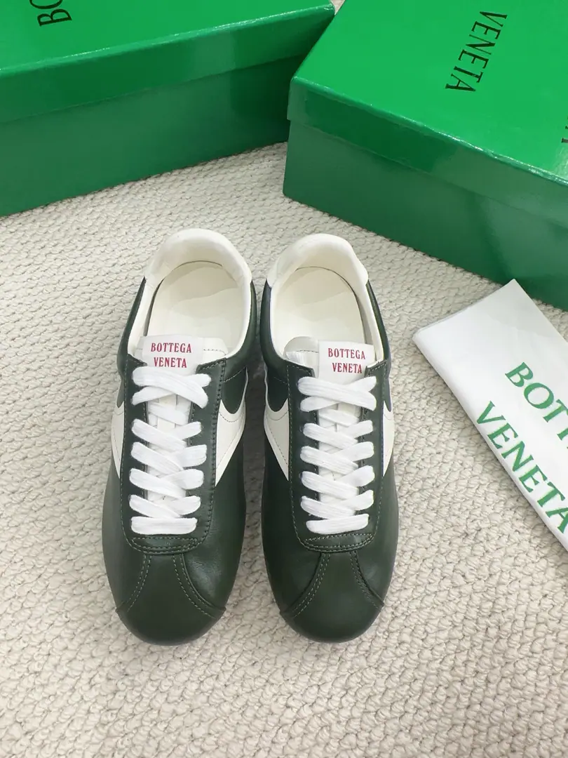 BOTTEG*A VENET**✨2026New retro-decord shoes.❗️Who's looking at the lost sneakers?, It's a huge color., It's cozy and light., It's a great fashion., - The oxen., In the sheep's skin., PrivateTPUOtsumi!, Codes: 35-39#（40#Make a no-refund order.）