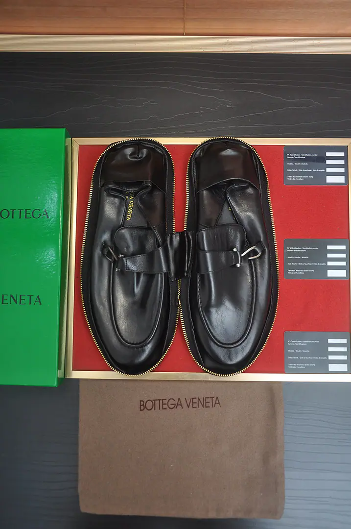 Get out of the factory. 【Botteg Venetta(BV)】（Wallet shoes.）New exclusive. New money for the network. Top-of-shoe calf skin made above the shoe surface A delicate touch. The quality of luxury. For men's delicate weights. It's a noble place to be. A carefully designed Mark hand-made stitch. Fluid Lines In the whole sheep's skin., Sweatwash comfort. 39-44