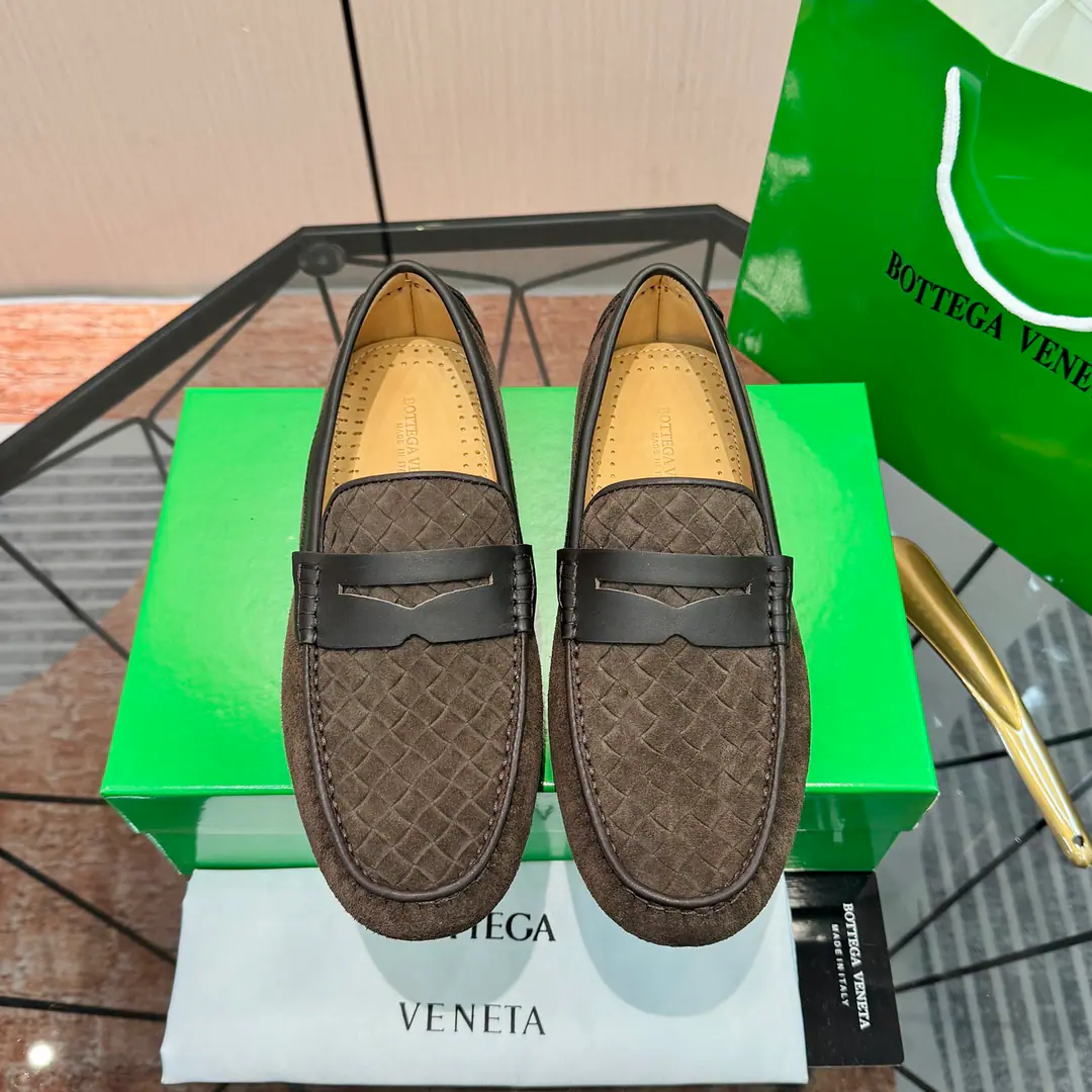 Get out of the factory.【Botte* Venetta(BV)】 Synchronise Action, High-end quality！38——45