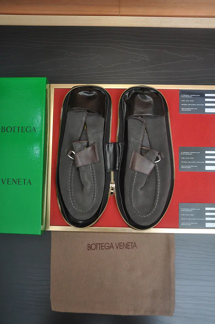 Get out of the factory. 【Botteg Venetta(BV)】（Wallet shoes.）New exclusive. New money for the network. Top-of-shoe calf skin made above the shoe surface A delicate touch. The quality of luxury. For men's delicate weights. It's a noble place to be. A carefully designed Mark hand-made stitch. Fluid Lines In the whole sheep's skin., Sweatwash comfort. 39-44