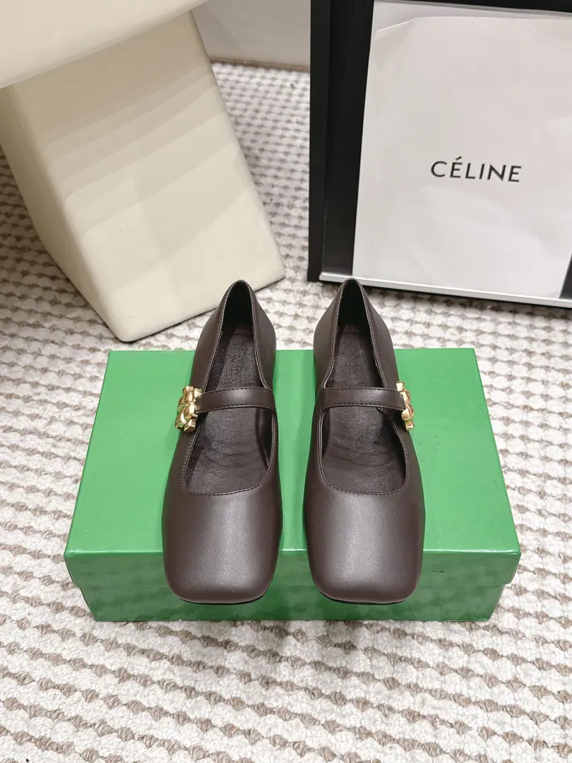 Requisition level Bottega Venet*26/Autumn New Square - The flat Mary Janes. One word with Mary Jane's classic., ♪ And the backs are firmly tied ♪, Walking and walking are not easy to slip down., And it's a balance between beauty and utility.. A shoe-type design for Asak., ♪ Sneak the legs ♪. Shoe.: Lamb skin. Uchi.: Lamb skin. Otsumi!: It's a real piece of shit. size: 35-42（40 41 42Custom without re-offer）