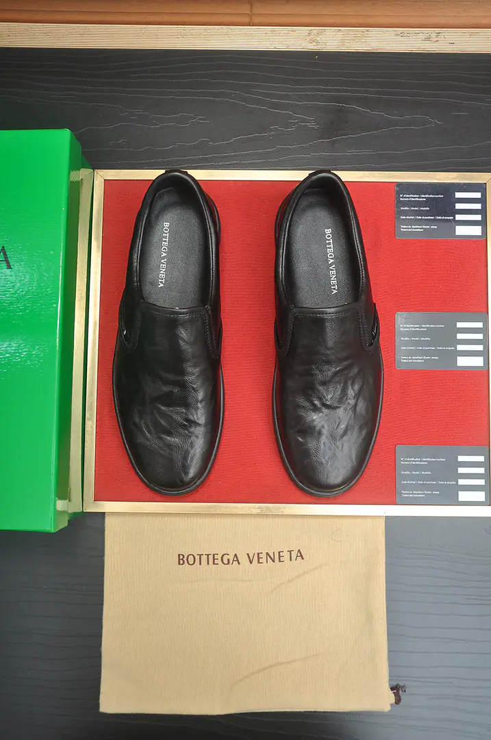 Get out of the factory. 【BV】 The official shoes.👊🏻Weaving of cattle🔰The inside of the cow's skin and the top of the rubber.🔲The counter.1:1Quality Every successful man's identity.🍃The upper foot atmosphere is steady.🚶🏻🚶🏻Customize cabinet originals for high-end re-engineer📯Importing cattle skins for manual knitting🐂No matter how much the wind blows, it's still the same.🔘Can be tested in time.🔍️Codes: 39-45(45Do it.)