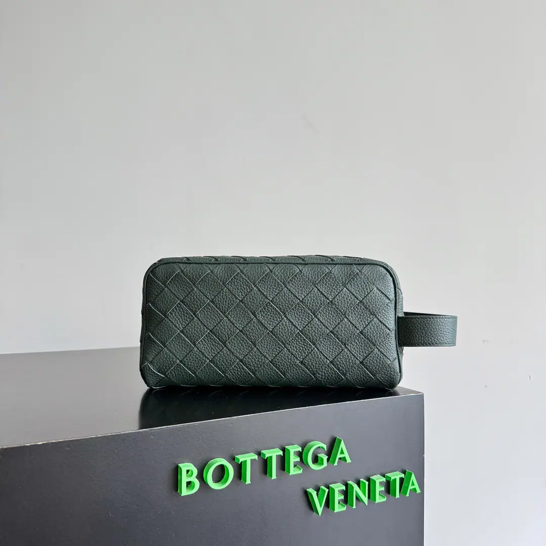 BOTTEGA VENETA New paragraphINTRECCIATOClassic washing packs., The quality of the person's choice of low-profile luxury is that its brand interpretation prefers low-key.BVIt's the first choice.~~ Paragraph: 729295 Dimensions: 26*13*10cm