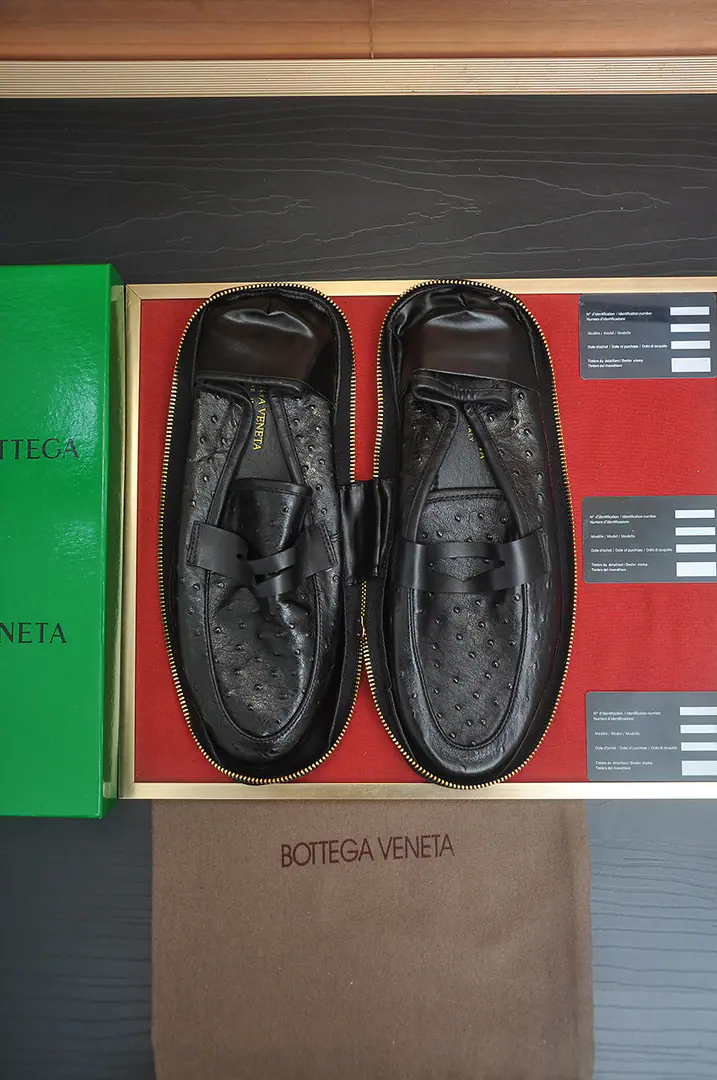 Get out of the factory. 【Botteg Venetta(BV)】（Wallet shoes.）New exclusive. New money for the network. Top-of-shoe calf skin made above the shoe surface A delicate touch. The quality of luxury. For men's delicate weights. It's a noble place to be. A carefully designed Mark hand-made stitch. Fluid Lines In the whole sheep's skin., Sweatwash comfort. 39-44