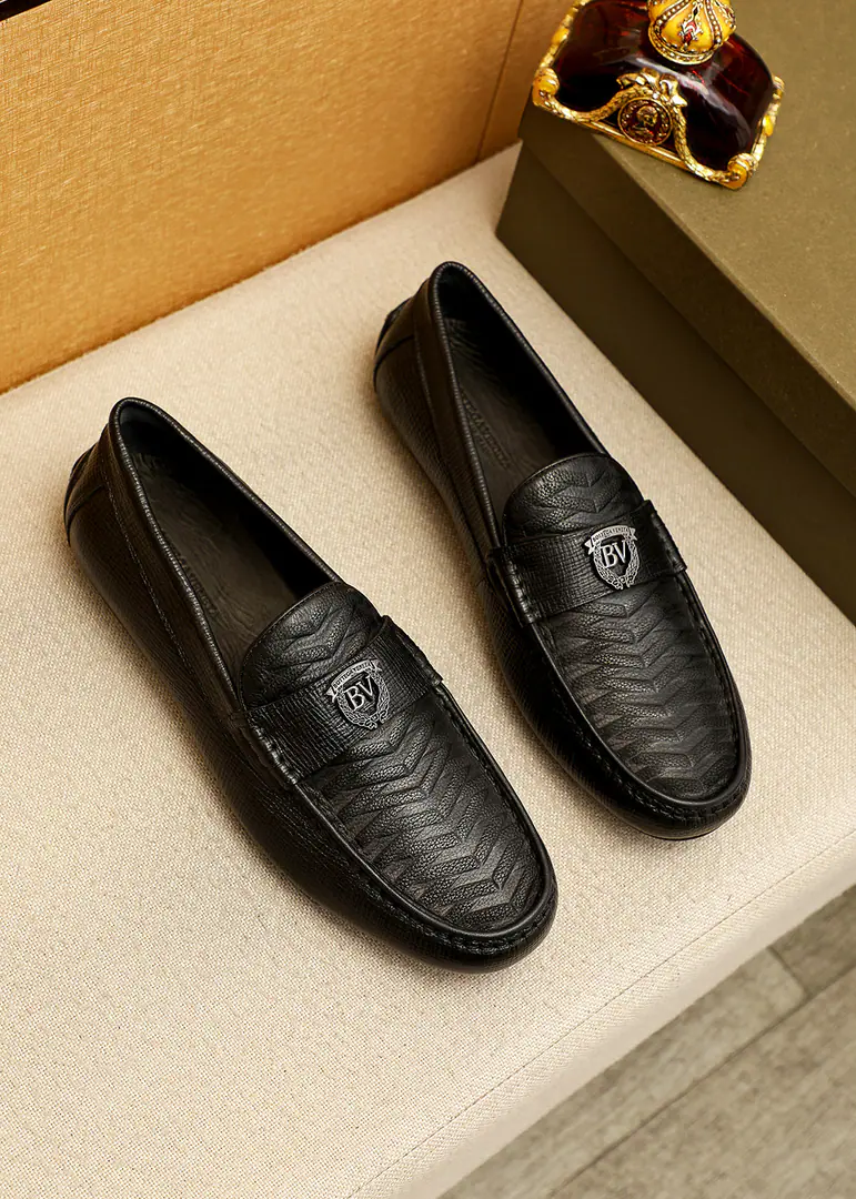 💐BVMen with shoes.®【BOTTEGA VENETA 】New money from the official network. One-to-one. ⚠Italian cow skins.➕Bull.🐂Pioneer.. I'm driving with my shoes. Synchronize cabinets Size 39-44（38.45🉑️Custom)
