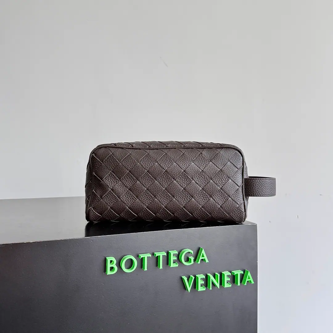BOTTEGA VENETA New paragraphINTRECCIATOClassic washing packs., The quality of the person's choice of low-profile luxury is that its brand interpretation prefers low-key.BVIt's the first choice.~~ Paragraph: 729295 Dimensions: 26*13*10cm