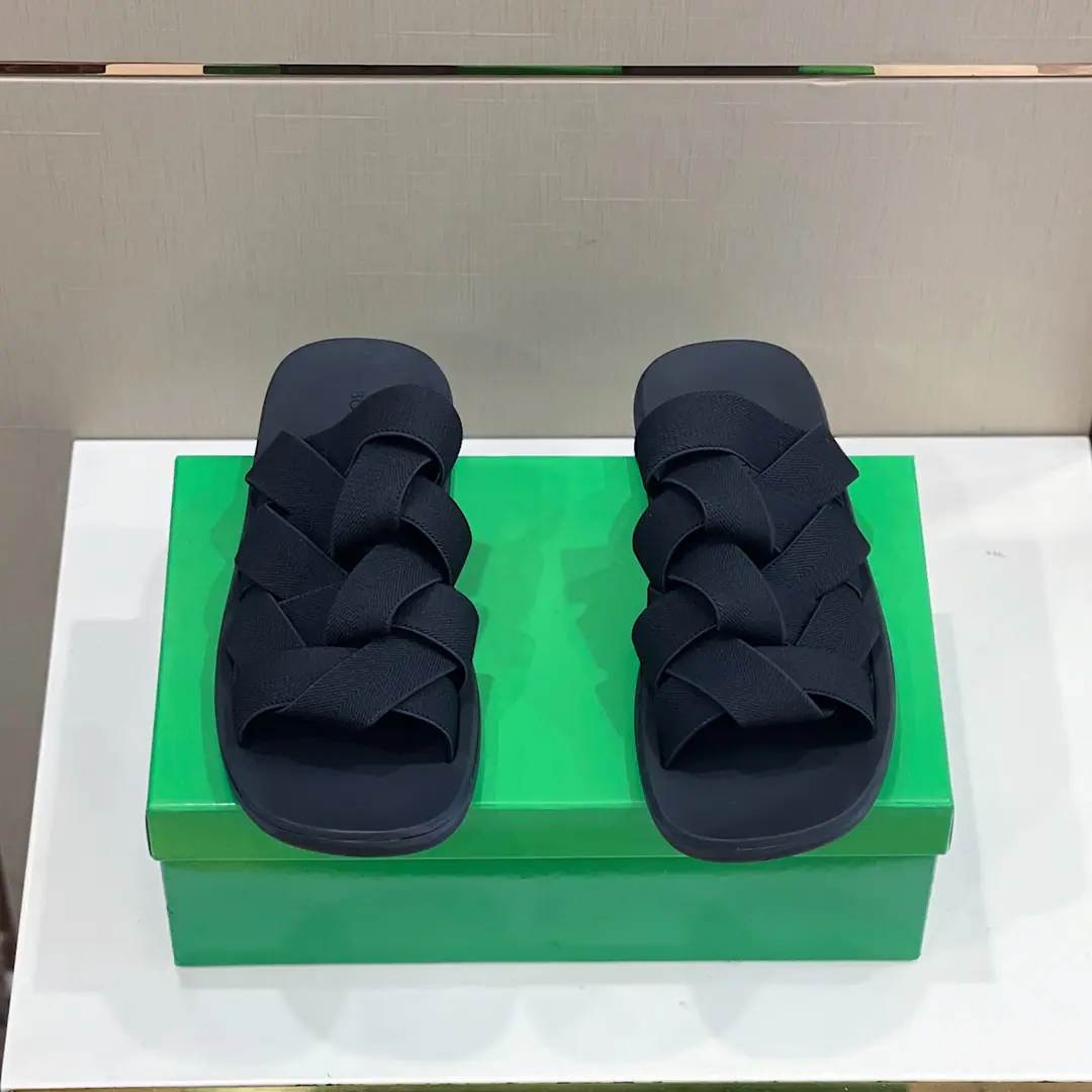 BVNew weaves, man's shoes. Built Skull Weaver＋The original factory is a model. Full Details Size:38-44