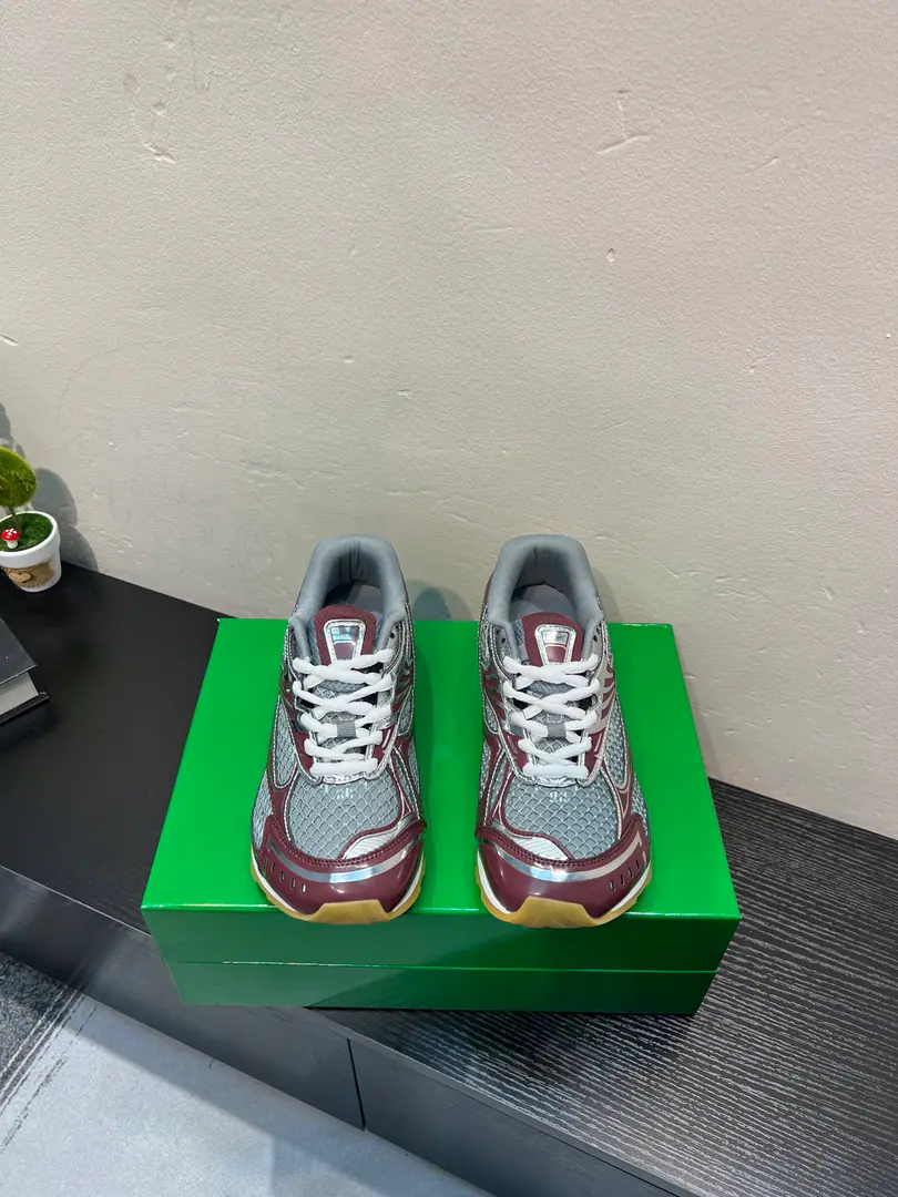 【BVThe same sports as the cabinet, the Agan Shoes, the Daddy's Shoes.】Heavy pounds.BVThe same guy's got a cool old man's shoes.😎He's a man of a temper and a man of a kind., The color and the foot are all online.！I don't want the sisters to know she exists., Put it on. Shoe.:Real leather.+Network I'm comfortable with air. Otsumi!:The same rubber bottom as the counter. It's cozy and light. Uchi.:Airnet. Original Box Packaging Size:35-45（46 47Custom）