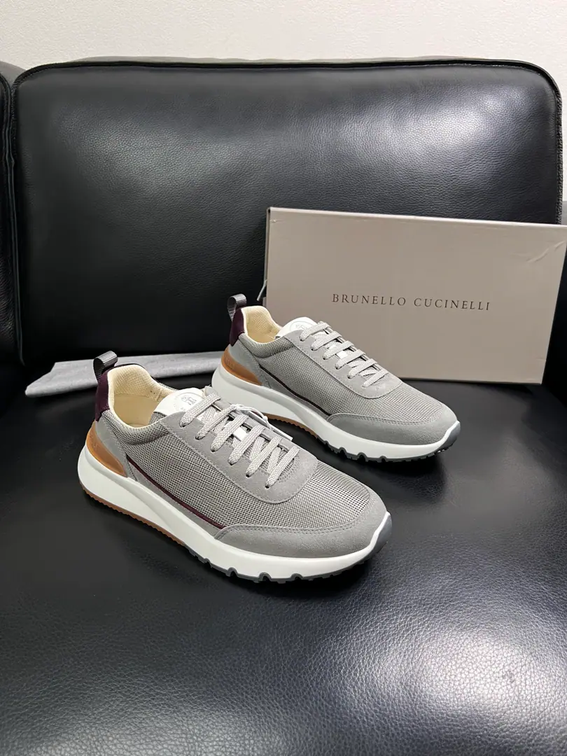 Brunello Cucinelli High Quality Top-level craft BC Synchronize original plant configuration, Italian imports of beef-coloured mats., High-quality complex assembly process, I'm comfortable with air. Shoes under the sole.: The original factory is super comfortable with the original base., The original factory and the single., Codes 39-44 (Make a reservation.45 )