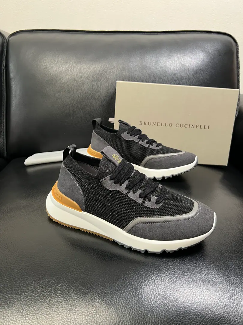 Brunello Cucinelli High Quality Top-level craft BC Synchronize original plant configuration, Italian imports of beef-coloured mats., High-quality complex assembly process, I'm comfortable with air. Shoes under the sole.: The original factory is super comfortable with the original base., The original factory and the single., Welcome to the comparison., Codes 39-44 (Make a reservation.38 45 )