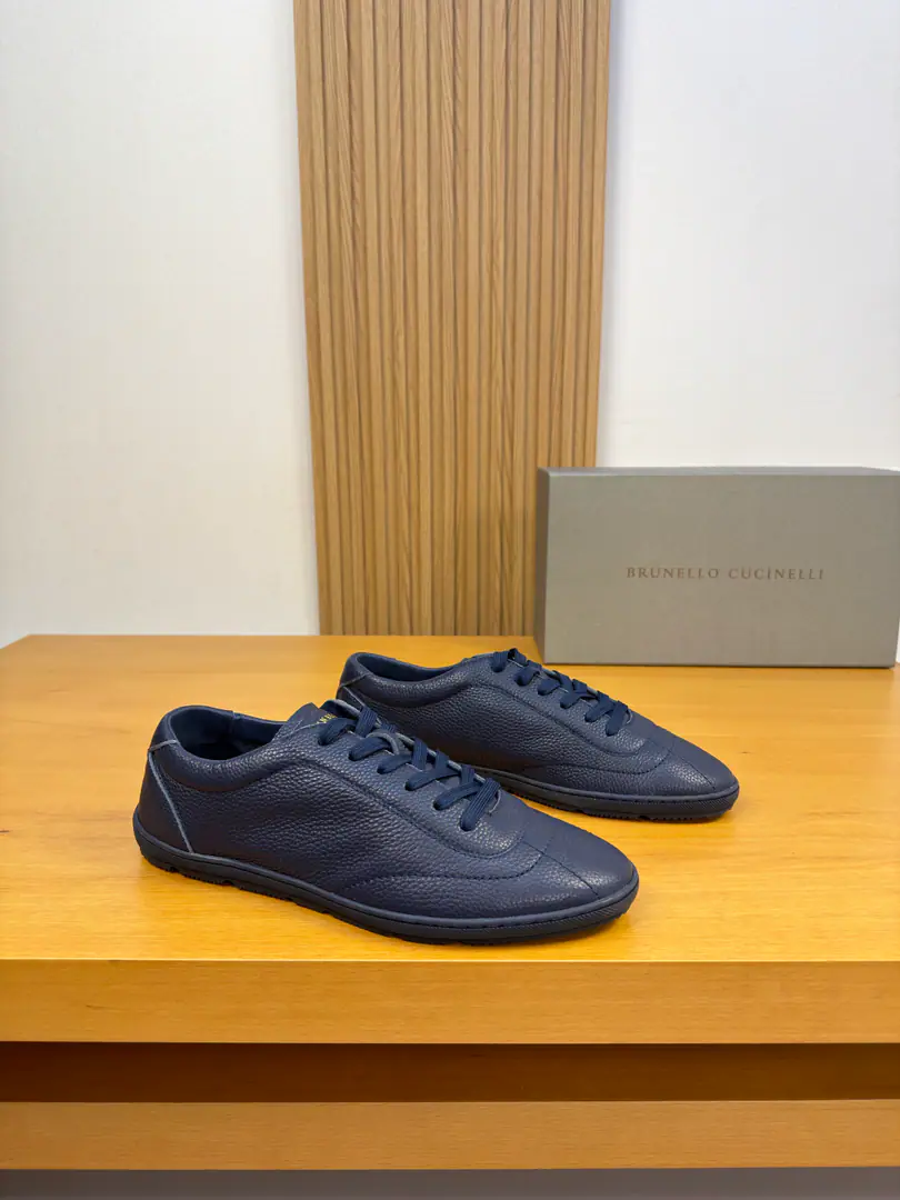 【 Brunello Cucinelli】Bruno.·Cuchnelli. High-end quality Original List·Leisure sports shoes Shoe.: Imports🔝Skin of a stale calf., Sew the shoe-car., Shoe tongue..Back up..Silk mark.logoTotem. Uchi.: Water-tied cow skin. Otsumi!: It's so light.TPR·Rubber. Form Super-high-quality control.·- I'm doing a little work.: Highlight(High-end·- How expensive.·Slot) Size: 39-44（38, 45, 46, Make a reservation.)·BC0126