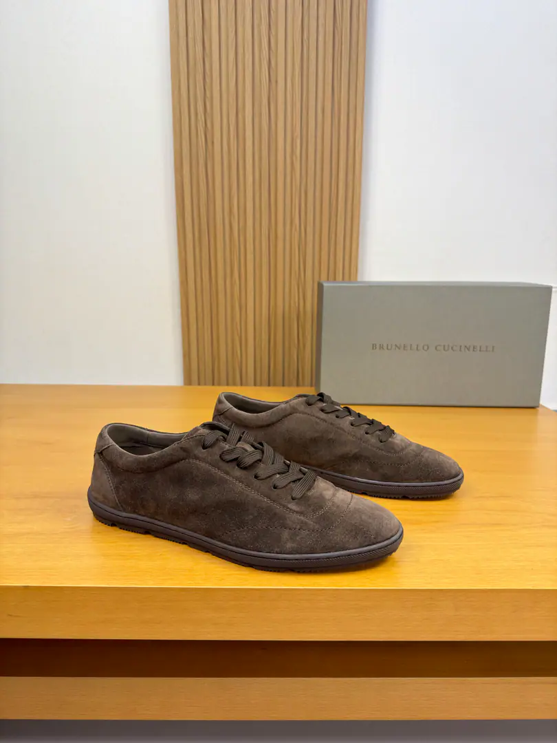 【 Brunello Cucinelli】Bruno.·Cuchnelli. High-end quality Original List·Leisure sports shoes Shoe.: Imports🔝Anti-feathers., Sew the shoe-car., Shoe tongue..Back up..Silk mark.logoTotem. Uchi.: Water-tied cow skin. Otsumi!: It's so light.TPR·Rubber. Form Super-high-quality control.·- I'm doing a little work.: Highlight(High-end·- How expensive.·Slot) Size: 39-44（38, 45, 46, Make a reservation.)·BC0126