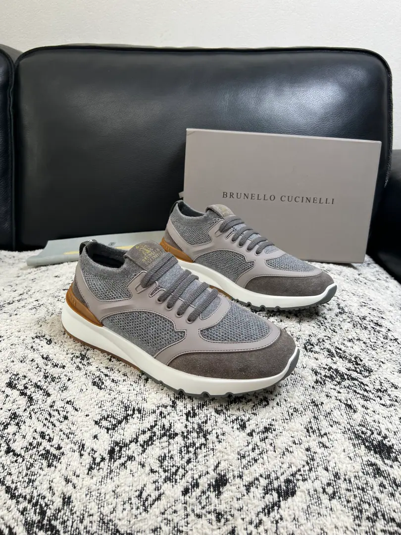 Brunello Cucinelli High Quality Top-level craft BC Synchronize original plant configuration, Italian imports of beef-coloured mats., High-quality complex assembly process, I'm comfortable with air. Shoes under the sole.: The original factory is super comfortable with the original base., The original factory and the single., Welcome to the comparison., Codes 39-44 (Make a reservation.38 45 )
