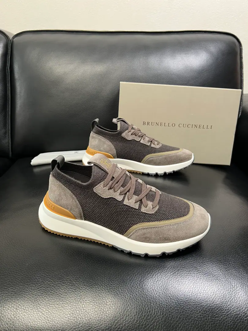 Brunello Cucinelli High Quality Top-level craft BC Synchronize original plant configuration, Italian imports of beef-coloured mats., High-quality complex assembly process, I'm comfortable with air. Shoes under the sole.: The original factory is super comfortable with the original base., The original factory and the single., Welcome to the comparison., Codes 39-44 (Make a reservation.38 45 )