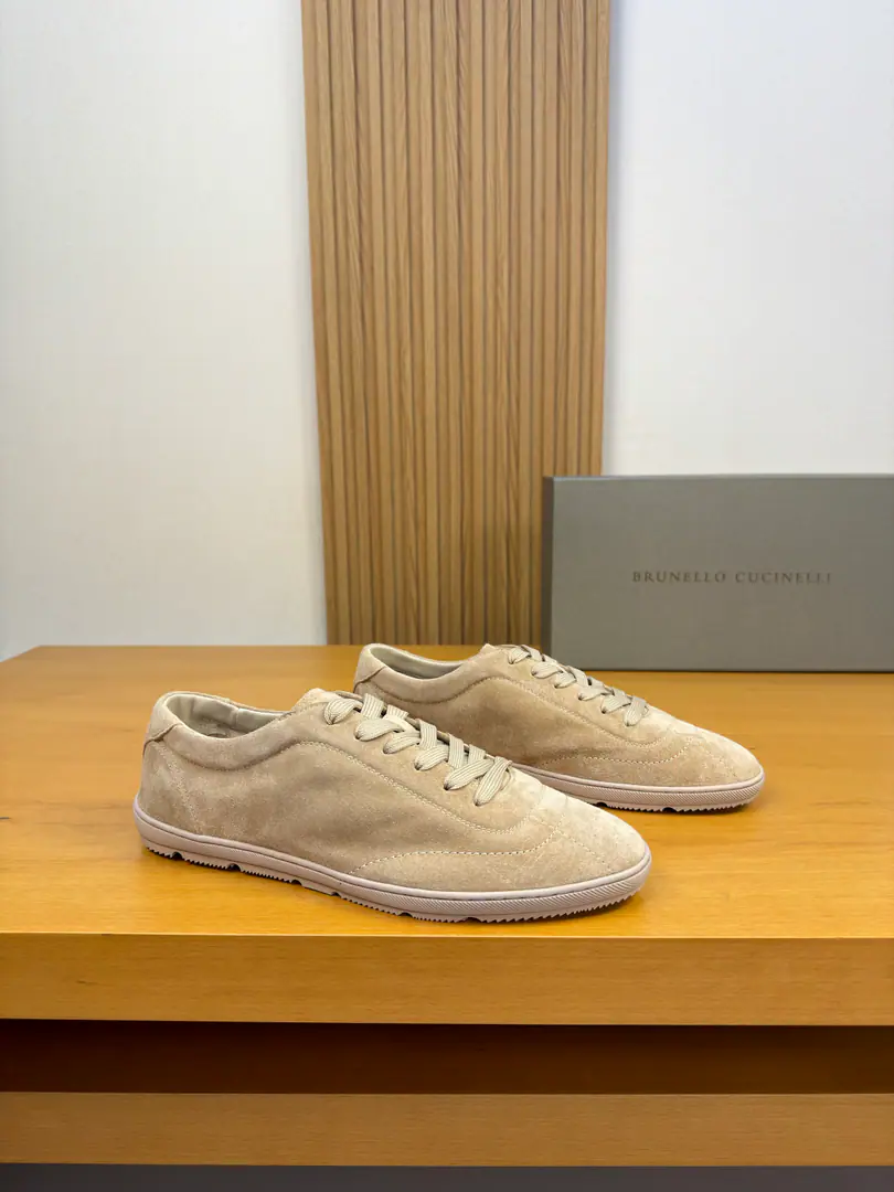 【 Brunello Cucinelli】Bruno.·Cuchnelli. High-end quality Original List·Leisure sports shoes Shoe.: Imports🔝Anti-feathers., Sew the shoe-car., Shoe tongue..Back up..Silk mark.logoTotem. Uchi.: Water-tied cow skin. Otsumi!: It's so light.TPR·Rubber. Form Super-high-quality control.·- I'm doing a little work.: Highlight(High-end·- How expensive.·Slot) Size: 39-44（38, 45, 46, Make a reservation.)·BC0126