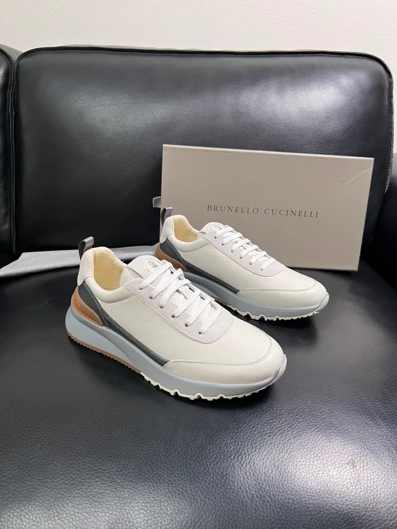Brunello Cucinelli High Quality Top-level craft BC Synchronize original plant configuration, Italian imports of beef-coloured mats., High-quality complex assembly process, I'm comfortable with air. Shoes under the sole.: The original factory is super comfortable with the original base., The original factory and the single., Codes 39-44 (Make a reservation.45 )