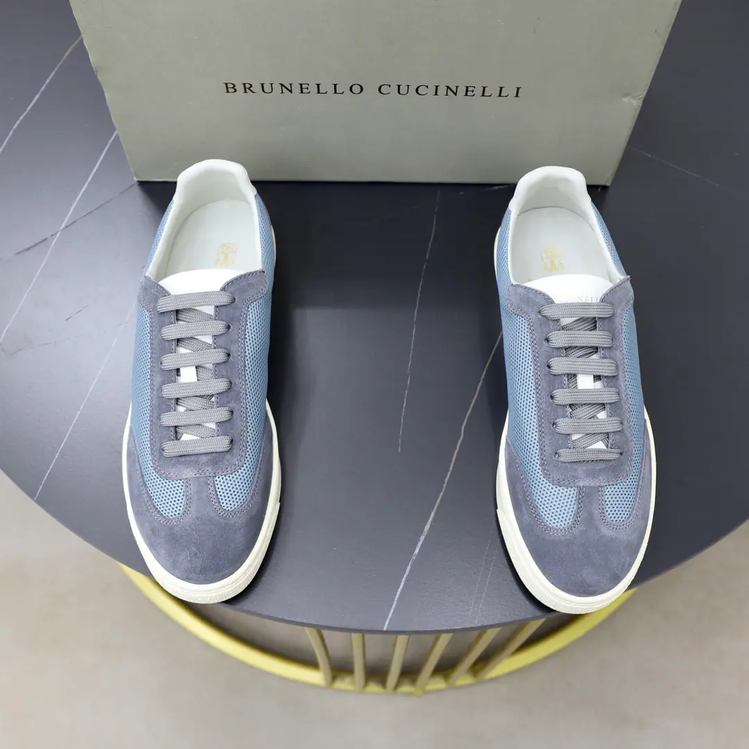Get out of the factory. BCNew items for sale🆕Brunello CucinelliNew paragraph｜The fabric is connected with imported anti-veesel skin.｜Into the skin of the cow.｜Details of sutures in the same colour｜Lightly and softly, the natural rubber floors are soothing.｜Janey's shoes are a little bit of a heel.｜It's been a long time since I've had air.｜Summer is a very important thing to recommend. Size: 39-44（38.45.Do it.）