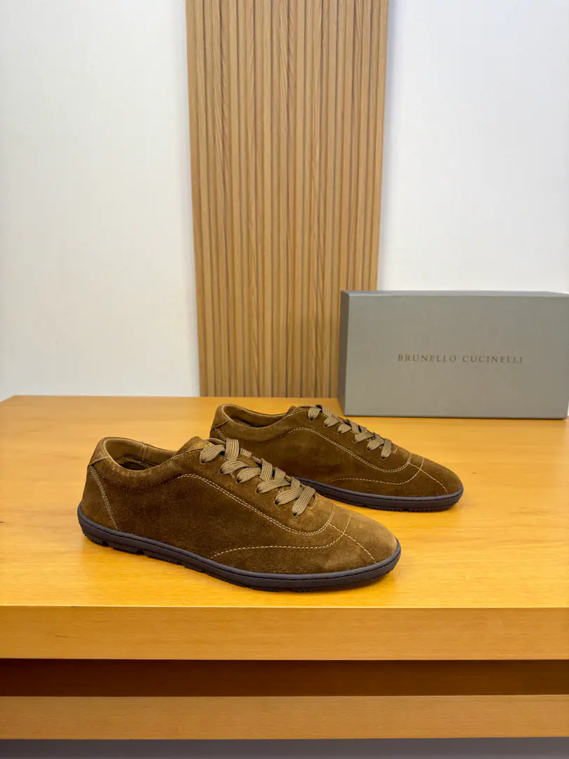 【 Brunello Cucinelli】Bruno.·Cuchnelli. High-end quality Original List·Leisure sports shoes Shoe.: Imports🔝Anti-feathers., Sew the shoe-car., Shoe tongue..Back up..Silk mark.logoTotem. Uchi.: Water-tied cow skin. Otsumi!: It's so light.TPR·Rubber. Form Super-high-quality control.·- I'm doing a little work.: Highlight(High-end·- How expensive.·Slot) Size: 39-44（38, 45, 46, Make a reservation.)·BC0126