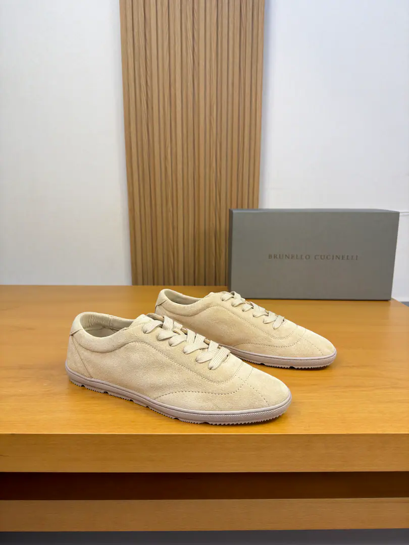 【 Brunello Cucinelli】Bruno.·Cuchnelli. High-end quality Original List·Leisure sports shoes Shoe.: Imports🔝Anti-feathers., Sew the shoe-car., Shoe tongue..Back up..Silk mark.logoTotem. Uchi.: Water-tied cow skin. Otsumi!: It's so light.TPR·Rubber. Form Super-high-quality control.·- I'm doing a little work.: Highlight(High-end·- How expensive.·Slot) Size: 39-44（38, 45, 46, Make a reservation.)·BC0126
