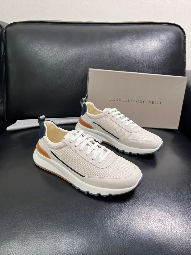 Brunello Cucinelli High Quality Top-level craft BC Synchronize original plant configuration, Italian imports of beef-coloured mats., High-quality complex assembly process, I'm comfortable with air. Shoes under the sole.: The original factory is super comfortable with the original base., The original factory and the single., Codes 39-44 (Make a reservation.45 )