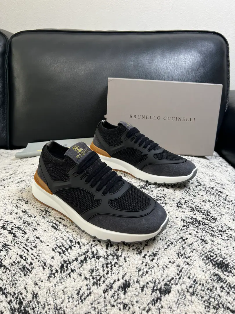 Brunello Cucinelli High Quality Top-level craft BC Synchronize original plant configuration, Italian imports of beef-coloured mats., High-quality complex assembly process, I'm comfortable with air. Shoes under the sole.: The original factory is super comfortable with the original base., The original factory and the single., Welcome to the comparison., Codes 39-44 (Make a reservation.38 45 )