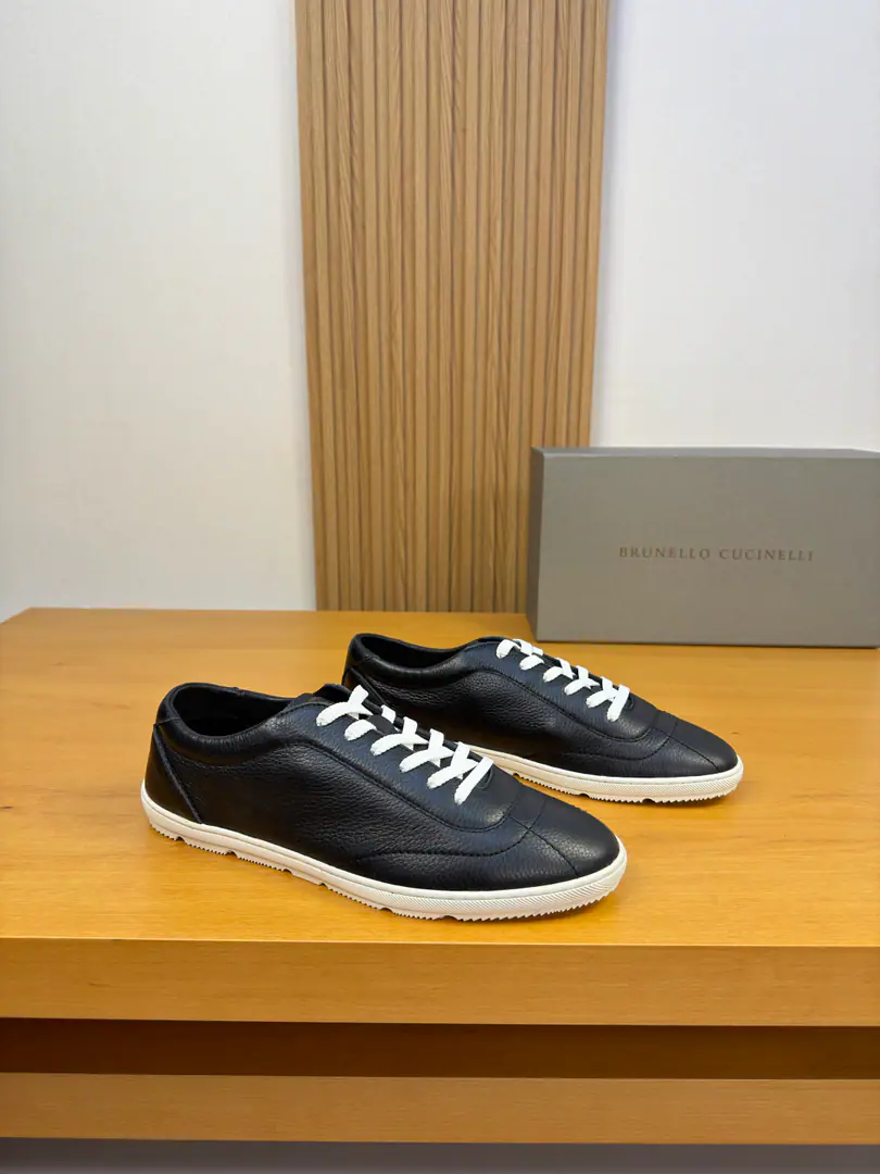 【 Brunello Cucinelli】Bruno.·Cuchnelli. High-end quality Original List·Leisure sports shoes Shoe.: Imports🔝Skin of a stale calf., Sew the shoe-car., Shoe tongue..Back up..Silk mark.logoTotem. Uchi.: Water-tied cow skin. Otsumi!: It's so light.TPR·Rubber. Form Super-high-quality control.·- I'm doing a little work.: Highlight(High-end·- How expensive.·Slot) Size: 39-44（38, 45, 46, Make a reservation.)·BC0126