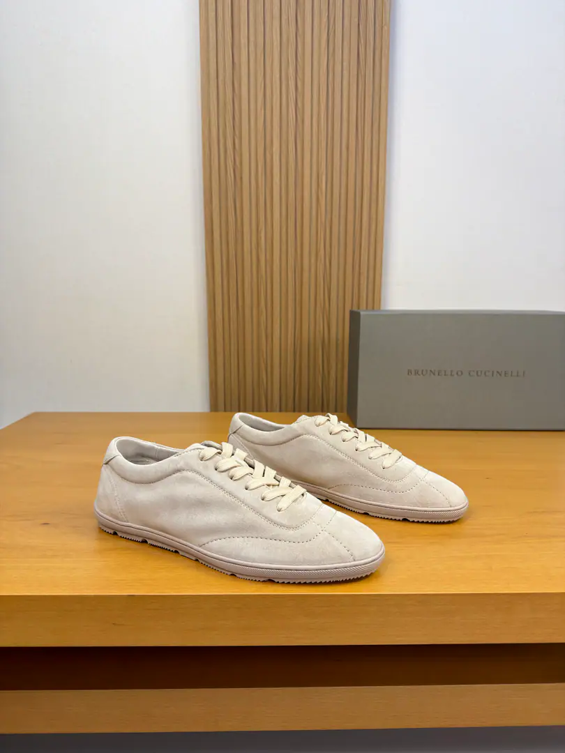 【 Brunello Cucinelli】Bruno.·Cuchnelli. High-end quality Original List·Leisure sports shoes Shoe.: Imports🔝Anti-feathers., Sew the shoe-car., Shoe tongue..Back up..Silk mark.logoTotem. Uchi.: Water-tied cow skin. Otsumi!: It's so light.TPR·Rubber. Form Super-high-quality control.·- I'm doing a little work.: Highlight(High-end·- How expensive.·Slot) Size: 39-44（38, 45, 46, Make a reservation.)·BC0126