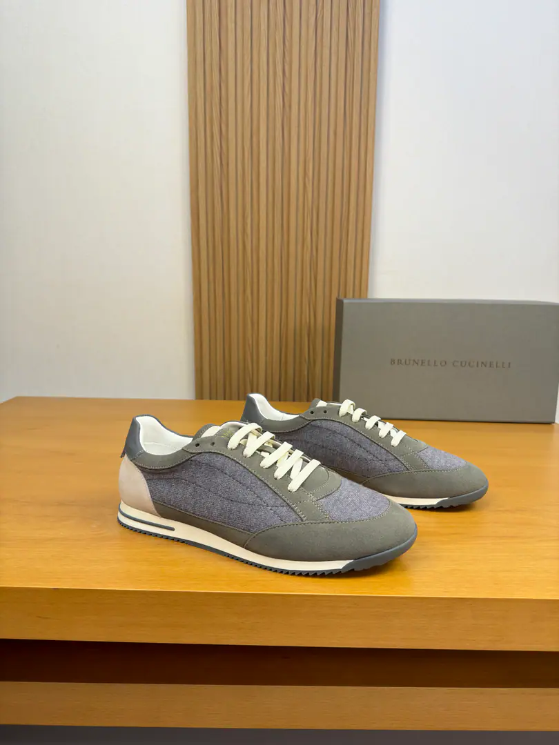 【 Brunello Cucinelli】Bruno.·Cuchnelli. High-end quality Original List·Leisure sports shoes Shoe.: Imports🔝Napa Skin., Anti-feathers., A wool cloth., Shoe tongue..Back up..Silk mark.logoTotem. Uchi.: Water-tied cow skin. Otsumi!: It's so light.TPR·Rubber. Double-coloured base Super-high-quality control.·- I'm doing a little work.: Highlight(High-end·- How expensive.·Slot) Size: 39-44（38, 45, 46, Make a reservation.)·BC0126