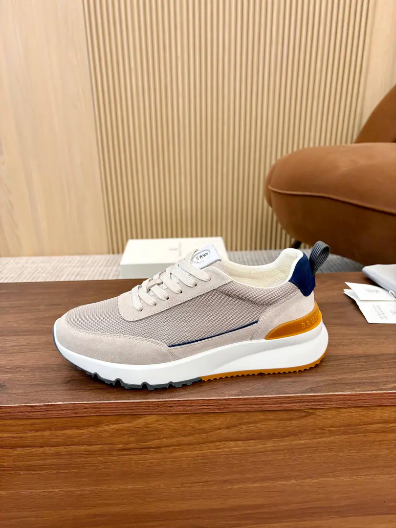 Plant Brunello Cucinell BCThe world's top luxury brand from Italy., It's called a low profile luxury. “King of the velvet.” and “The real luxury of the garment industry.”. This sectionBCThe men's shoes are more elaborate., Selecting from Materials, Colour Matching, The structure is impeccable.. The shoe fabric is nylon clothed with a flower-pumping process., Not easily deformed. With a high silk light moose. Inside is a white benzene for a cow.+Circle-based punch-hole design, I'm not bored with my feet., No coloring., No slides., Environmentally soundTPR+PUThe hysteria shed. ♪ The plentiful ♪ [John.][John.][John.][John.] Codes: 39-44（38/45/46Do it.）The transmission will blow.………[Blast.][Blast.][Blast.]