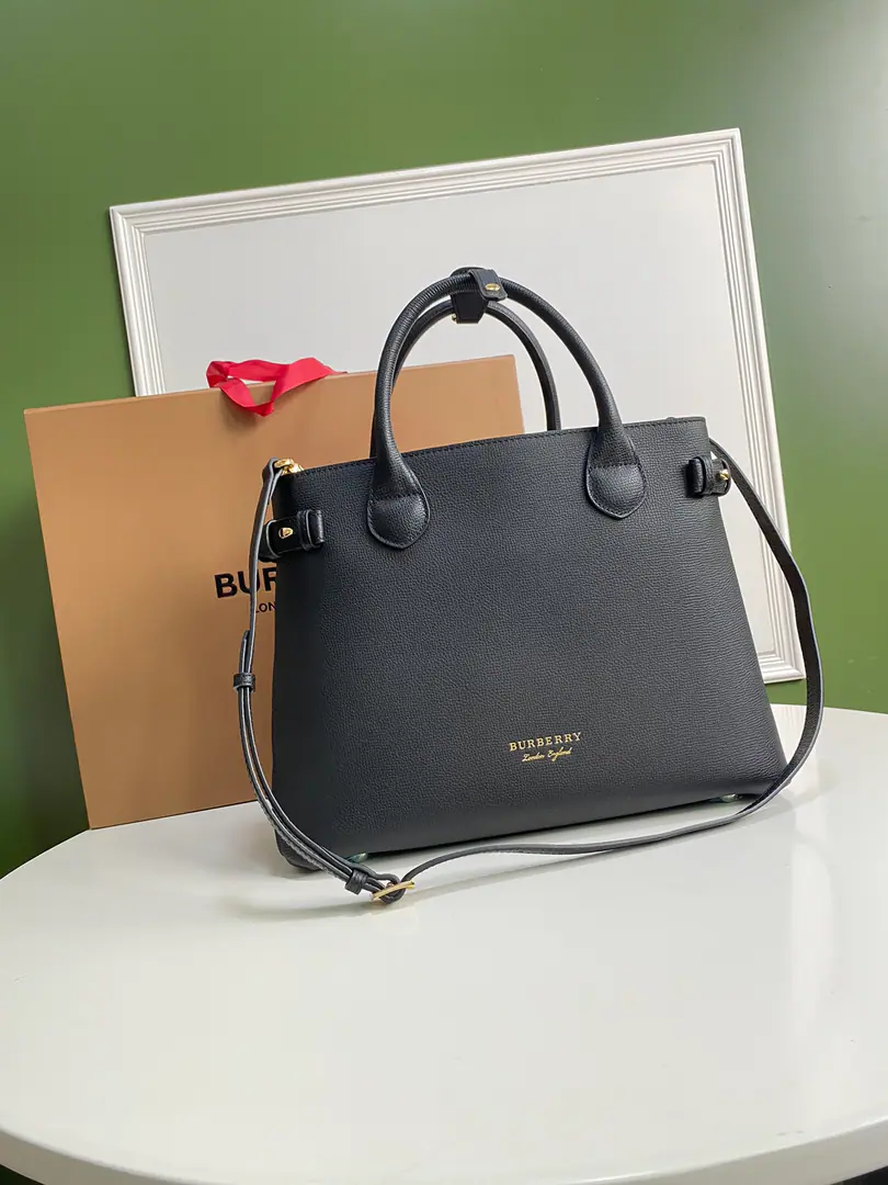 Special level BHomemark「The Banner 34cmBanner's bag.」, The classics of English twilight. House Glyph cotton cutter, A pair of luxury plaid skins.. 34 x 16 x 25cm🌟7941