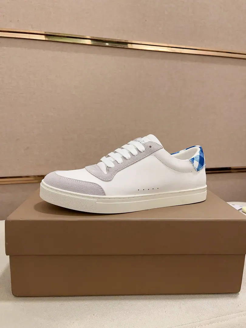 Plant prices: Top Version◾️▫️The new Barbolis' old-school low-ass sneakers., By Vintage The calf's skin is new., Decorating new brand logo. In the top of the cow's skin., Heel. Burberry Letters of the Facing logo, TPUOriginal Base！Codes:38-44. - It's a deal.45