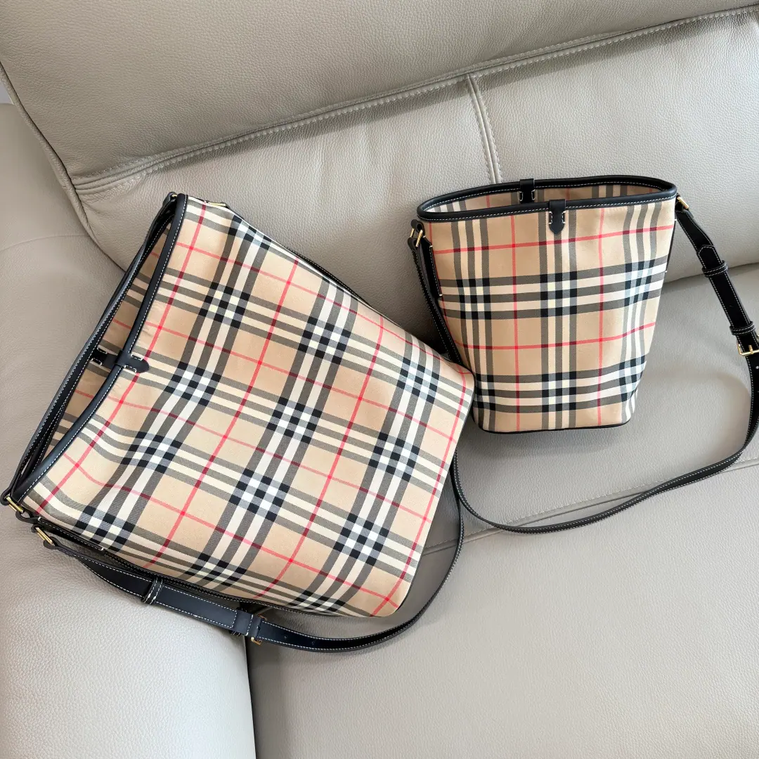 Special level BHome-grew buckets. Great.！！ Bigger than small., More, more casual. A shoulder belt. A long shoulder belt. Large capacity And super light. A hundred. Dimensions26.20.32
