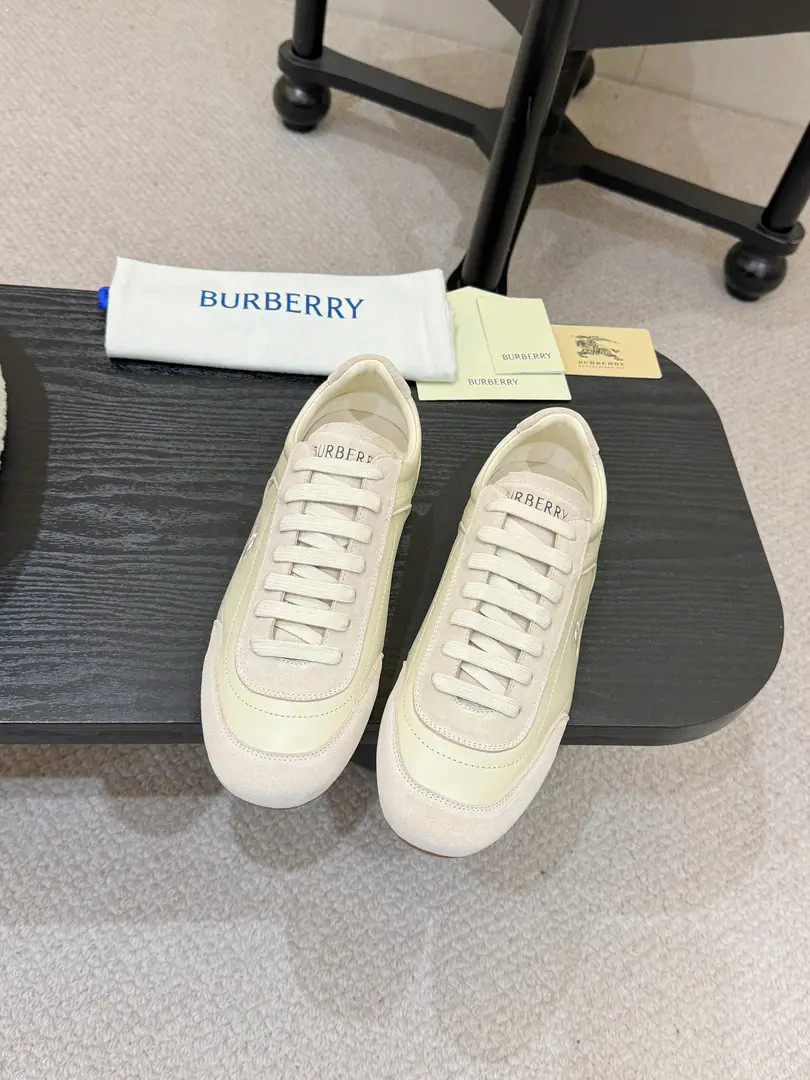 ！Burberry2026The money is fresh out of the trunk., BurberryIt's a new logo., These shoes are really perfectly balanced.「Brand recognition」and「The daily reality.」. No big deal.logo, But with details, you show your taste., It's either self-dressing or gifts., It's all about the choice of not stepping on a thunder.. ✅ The material is full. Italian factory., Napa leather.+Refraction of Revelvet, The foot is so soft., The pigeons are soft and visible., No, I don't think so. ✅ Low profile branding. ColouredEKDThe Knight of Horses' logo is embroidered., You know, I don't know anything about that.. Shoe tongue.BurberryLettermark, Details of the heel stripes., It's branded everywhere.DNA ✅ Retro and functional. Streamline Regud contour, No foot-scrambling.. Light-Little-Little-Little-Little-Little-Little-Little-Little-Little-Little-Little-Little-Little-Little-Little-Little-Little-Little-Little-Little-Little-Little-Little-Little-Little-Little-Little-Little-Little-Little-Little-Little-Little-Liar-Little-Little-Little-Little-Little-Little-Liar-Line-Li-Little-Little-L-Li-L-L-L-L-L-L-L-L-L-L-L-L-L-L-L-L-L-L-L-A-L-A-L-L-A-L-A-L-A-A-N-N-N-N-A-N-N-N-N-N-N-N-N-N-N-N-N-N-N-N-N-N-N-N-N-N-N-N-N-N-N-N-N-N-N-N-N-N-N-, You're a big grip., The daily commute is free of stress. ✅ The Hundred Kings. Low-end design with long legs., - A suit., Leisure pants., Tsk., You can fit in a sports suit., Boys on duty, A couple of girls is perfect. ✅Fabulous.: Pulse/The little cow has a velvet. ✅Reeb.: In silk cow. ✅Otsumi!: Skin. ✅Colours: - Skins of apricot. ✅Codes: Men and women35-45（35,45Custom）