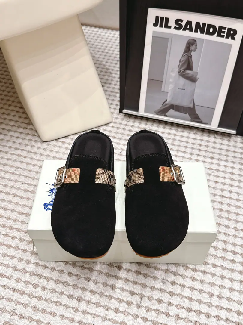 Requisition level - Boboli.Burberry Classic stroke. Blast the street bracken slippers. It's made of soft anti-featur., It's a work of art in Italy.. I'm putting a lot of pressure on the grid., The soles of the pressurized shoes., It's a top-end logo.. & Make modifiable B Font-button Ring, A symbolic sand with decorated flowers. Burberry Gravity. Fabulous.: Counter-featur./Bullskins. Reeb.: In silk cow. Otsumi!: TPU Codes: Female size35/41（35, 41Custom） Men38/45（45Custom）