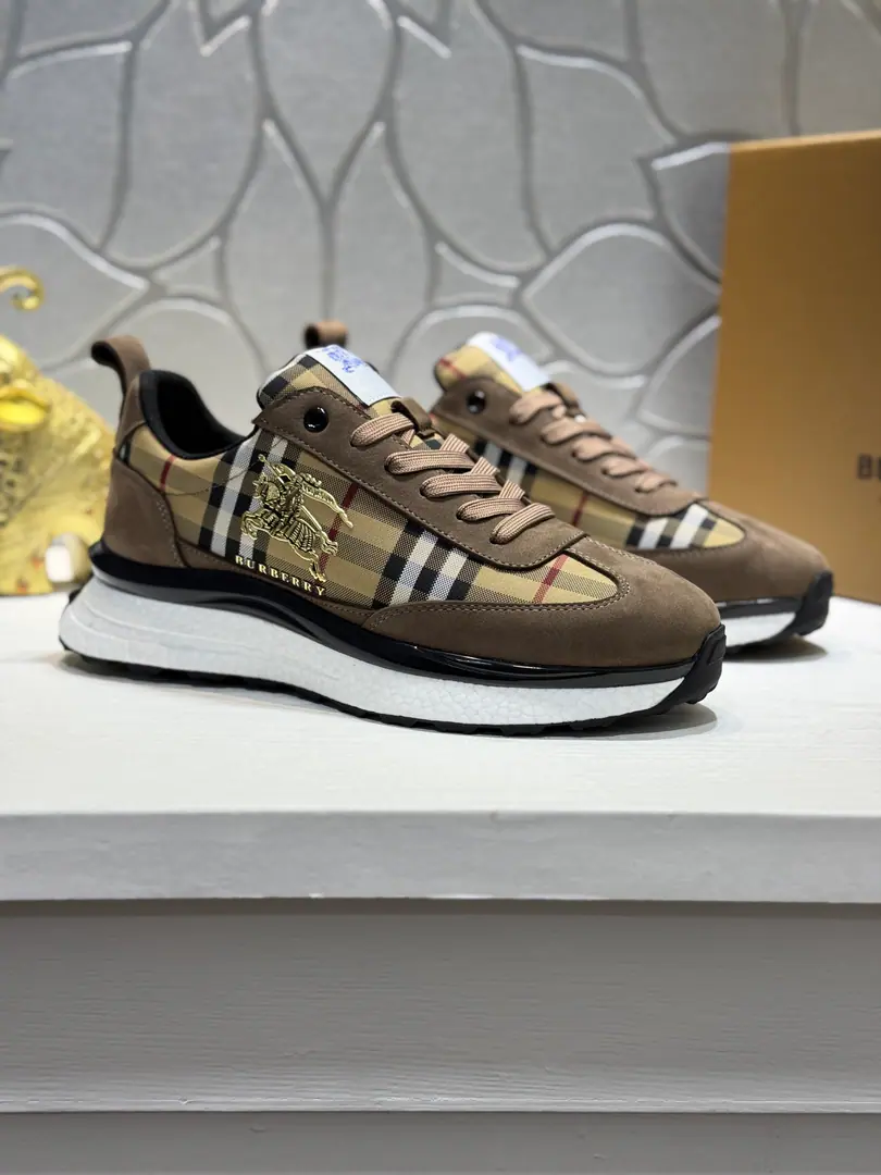 Get out of the factory.【Real value】🐬🐬BURBERRY◾▫️The new Barbolis' old-school low-ass sneakers., By Vintage The tampon of the Gugs is a new act of gravy., Decorating new brand logo. And I'm gonna get some air in my dress., Slurp-resistant rubber floors.！Size: 38-44（45Custom
