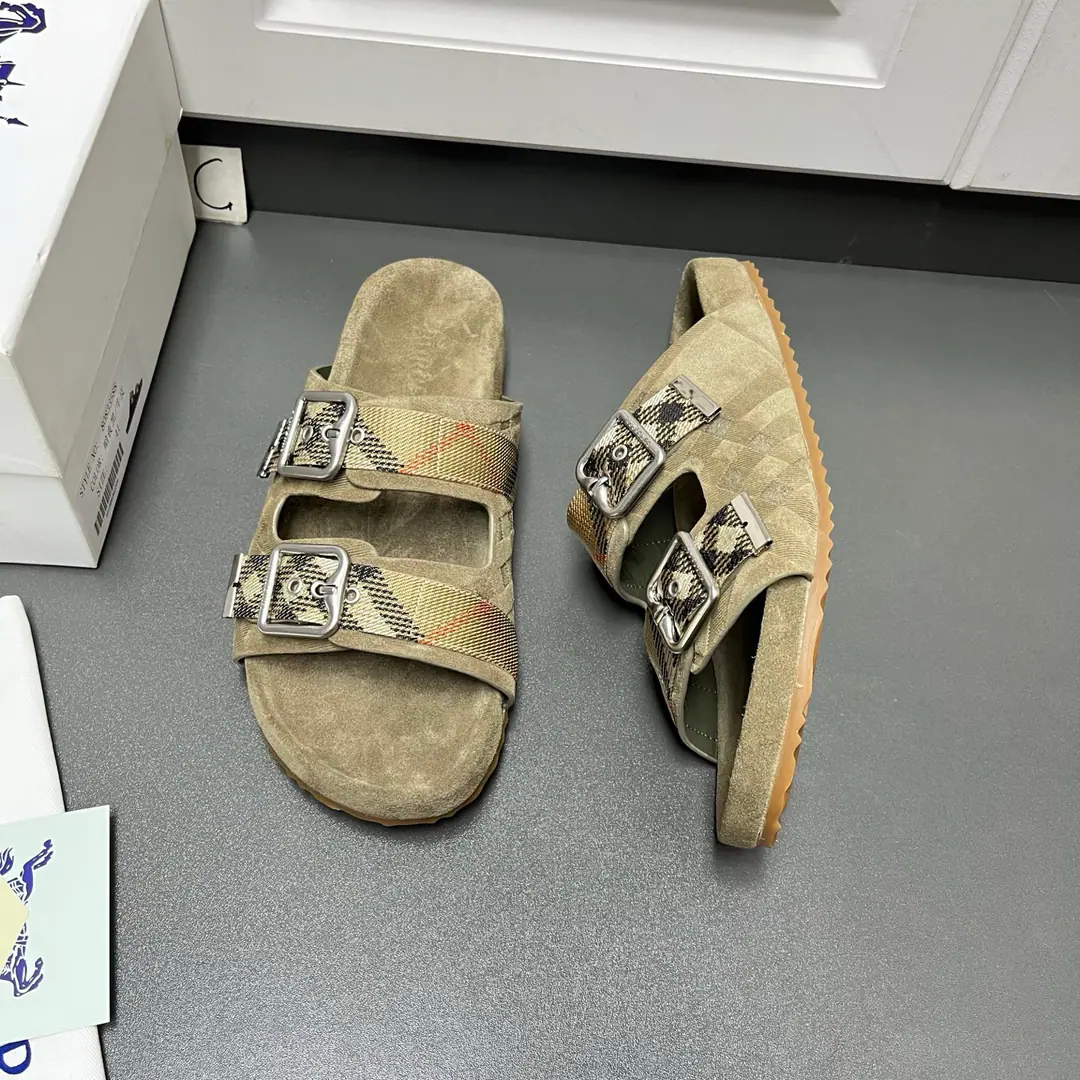 Burberry 2026Summer men are out of money., Double rows with men slippers out of the oven. Use head-deck skin., I'm putting a lot of pressure on the grid., Customize branding of band designs, It's a work of art in Italy., The soles of the pressurized shoes., It's a top-end logo.. & Make modifiable B Font-button Ring, A symbolic sand with decorated flowers. Burberry Gravity. Fabulous.: Cow-faced skin. Reeb.: In silk cow. Otsumi!: TPU Colours: Black, Yellow palm., InkGreen, Mibai.4Colour Optional Codes: 39/40/41/42/43/44 COriginal Box Packaging+Dustproof bags ​