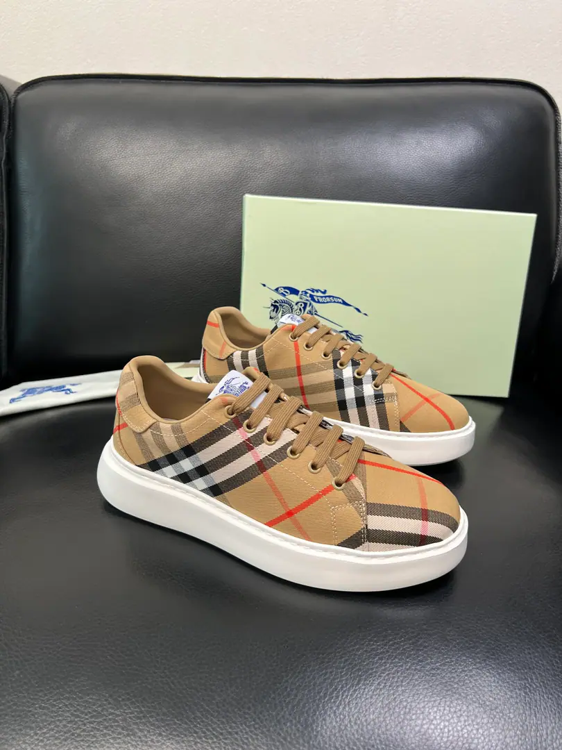 BURBERRY Top-level craft - Boboli. Synchronize cabinets, The original plant was equipped with Italian imported cow flour., High-quality complex integration process, Imported cattle mats., I'm comfortable with air., Shoes under the sole.: The original plant is used for the original base., The original factory and the single. High Quality Welcome to the comparison., Codes 39-44（Make a reservation. 45 ）