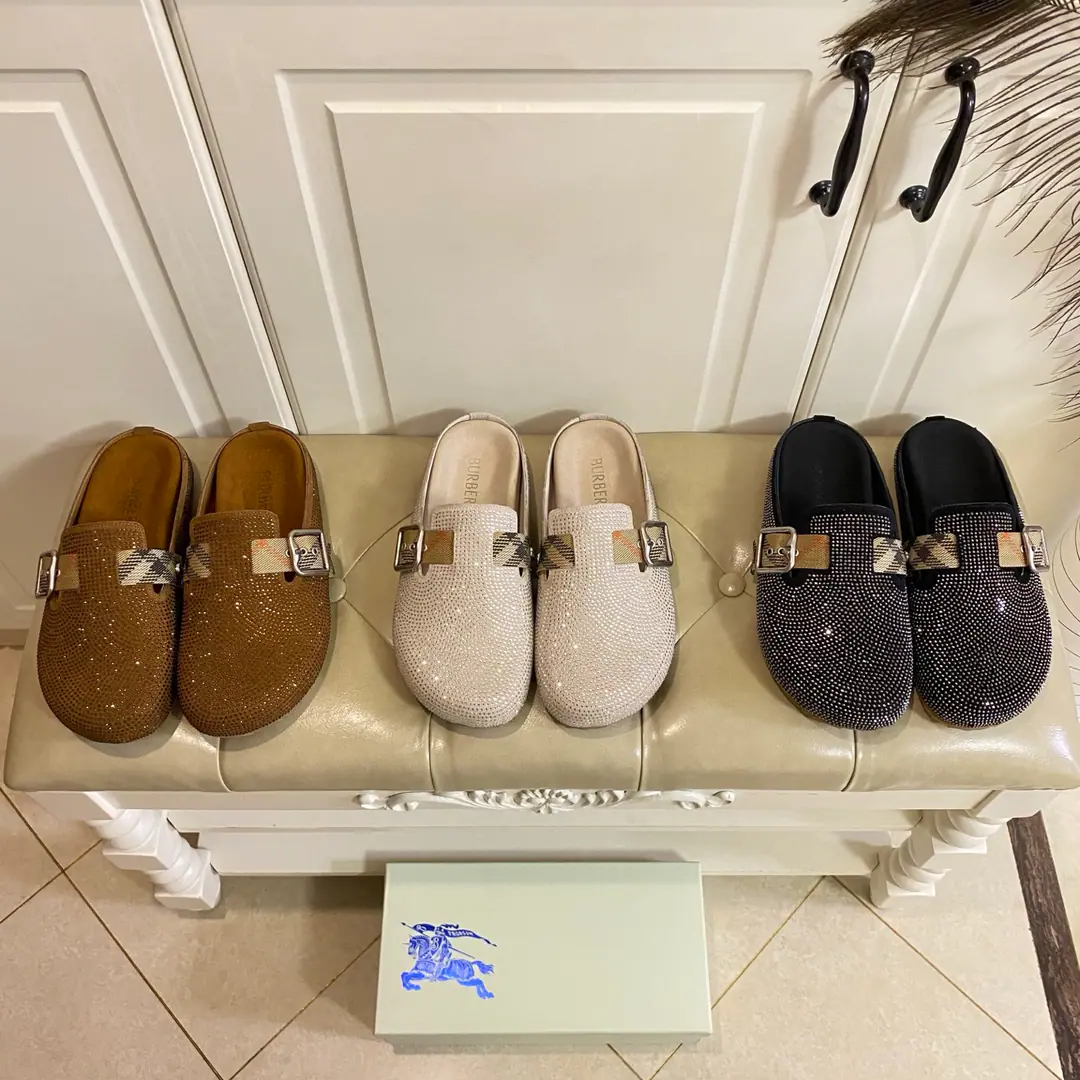 Plant price Female size, Men, - Boboli.BurberryNew Burken drills tow., In silk cow., TPUMarked Bottom, 35-45Code(Notes:35, 45It's a deal or no.)