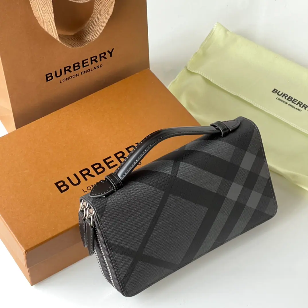 LondonGreco, double-lapper hand with bag.➰【B•Home.】Original Single🇮🇹～～🎉👉The smoked fumes are accompanied by the importation of black cow skin., Silver metal hardware accessories, 👍- I'm doing a little work.💋Physical shoot📷, 🆔🆔3998Dimensions21.5cm*12.5cm*5cm