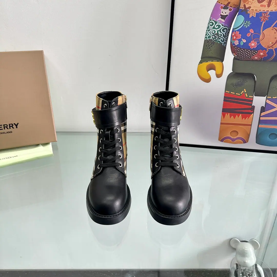 🌈🌈New paragraph👸 BURBER*YThe owner of the counter is making a call., Designed by a celebrity. It's a pair of the bar's own style. The shoes are top-of-the-skin.+In the sheep's skin. A sheep's skin cushion. It's definitely the fashion-led element of the year. It also continues the classic design. It's good to be on either side. And I'm sure I'm not going to be a hero.～I'll make you look all right.！ You're a good-looking guy. You're a pretty good-looking guy.👣💋Why don't you get a pair of them?！The agents are moving fast.！The transmission will blow.！！！ Codes: 34-40(34.35.40.41.42.No re-election.)