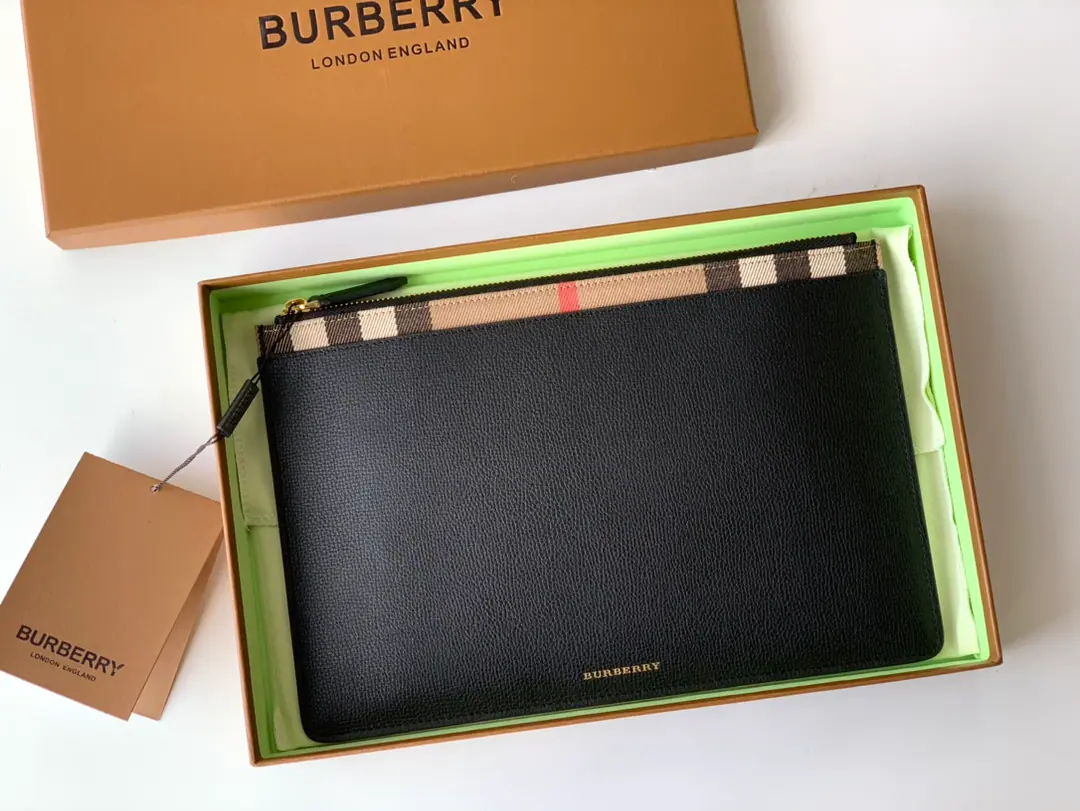HouseGlyphs, leather zippers, bagging.➰【B•Home.】Original Single🇮🇹, A fibre version can be easily placed in a briefcase or a travel bag, And it can accommodate the tablet easily.. 30 x 20 cm, Model:40420061 Black
