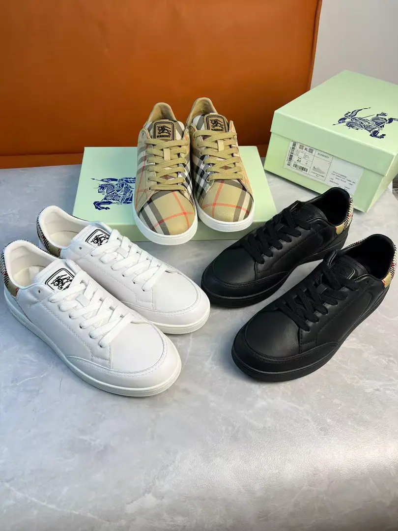 𝐁𝐔𝐑𝐁𝐄𝐑𝐑𝐘# The new Barboli. Marker of the new paragraph Set Sports shoes, Present in a simple style, Accomplishing the luxury of everyday style. Low-ass shoes., It's made of smooth leather., Made in the heart of the Italian factory.. The back heel is knitted. Burberry Gravity, In a symbolic sammy.. The shoe tongues are wearing the horse badges., Smart. Knight of the Horse.（EKD）And brand logo design.. Bandage Design The soles are marked with the Knight of Horses.（EKD） Attach dustproof bags Shoe.:Customize soft cow skin+Classic Gravity. Uchi.:Customize sheep skins Shoe pads.:Lamb skin. Otsumi!:TPUShoes under the sole. Size:39-44