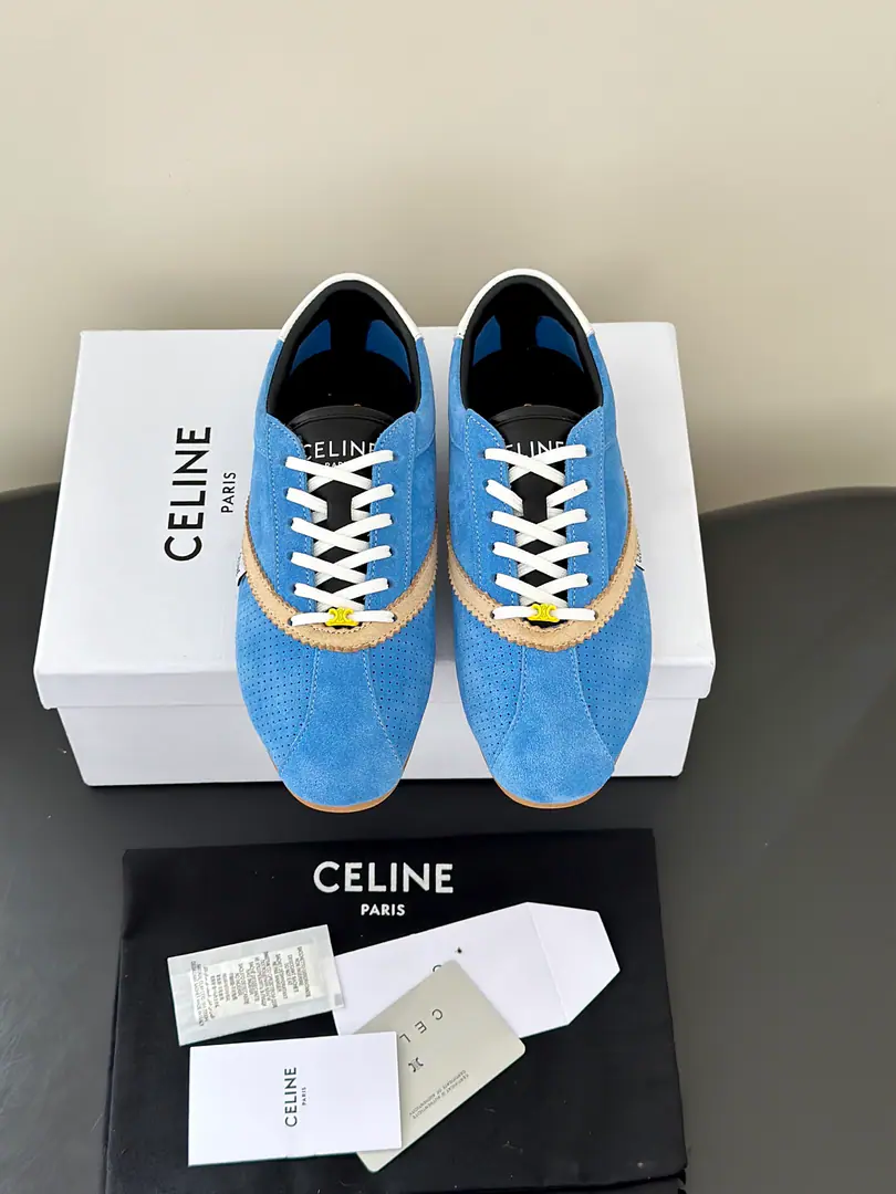 Celin*26New paragraphFlatSports shoes​​Ballet Baldex shoes. Flat design, It's a good day's time for commutes or leisures.. Shoes belts can be removed.TRIOMPHEEmbolism, Full Details, Shoes., The ancient grace., You're a great pair of skirts and casual pants., Easy to switch styles ​Shoe-faced velvet./The sheep'sweed./Silk cloth./Lamb skin., We'll have to get air in half the room., A foot-skin., Rubber slides over the top.！ Size:35-41（40.41Make a no-refund order.)
