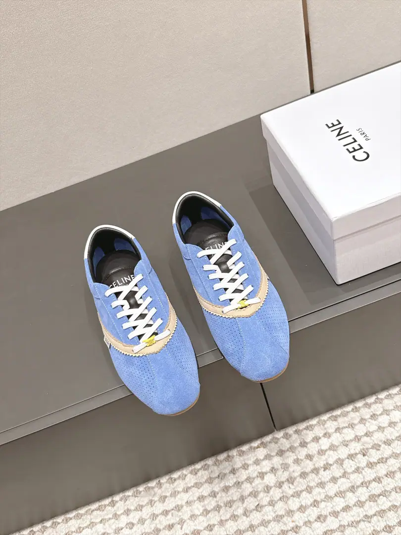 Requisition level Celine 26/Slim's new money. Leisure shoes, sports shoes. A pair of shoes full of street feelings., NewestCIt's a great design. This shoe has its own unique design. The leather shoes are very well-dressed., I'm a man of my own., Don't make a single., Side with back.LOGOMake him simple and not discomfortous.,A perfect pair of white shoes.~~ Fabulous.: High-swiss-lighted cow revelry. Uchi.: Lamb skin. Otsumi!: Original modeling slide-proof rubber floor Size: #35-41（40 41I'll make sure I don't change it.）