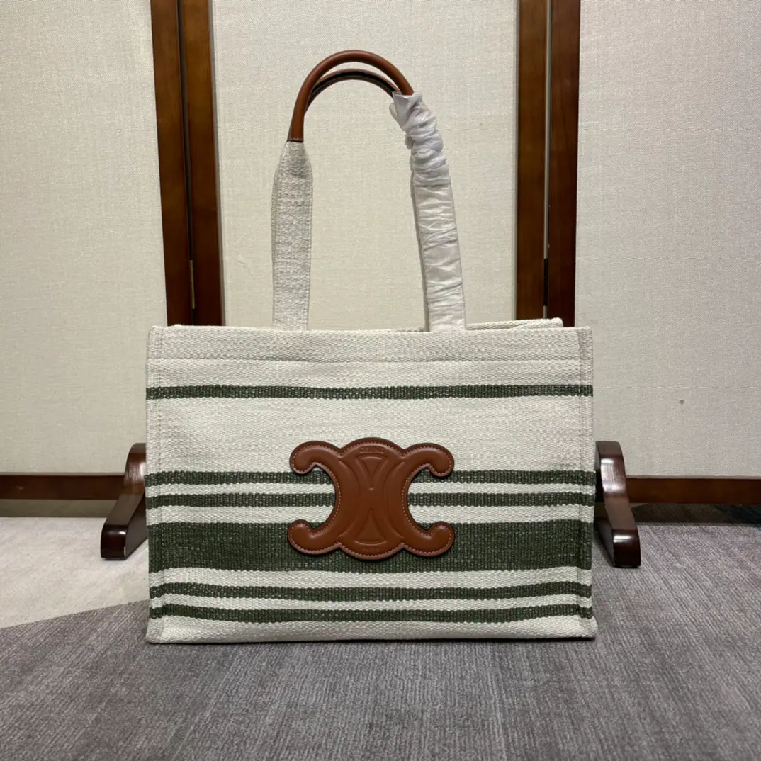 （CLHome.)New CABAS THAIS ｜New Autumn Tote. Towels., Big seams., Materials for soft fabrics！I'm making vacations.⛱️The atmosphere., It's so bright.！It's nice and convenient. Capacity: The bar of strength.！Worker, Mom!, You don't have to worry about anything.！Match: A hundred-pack., And we can make a couple of symphonies. Autumn travel is highly recommended.！It's not bad for a shoulder or a handkerchief.！Model: 196762 Dimensions: 41 X 28 X 17cm