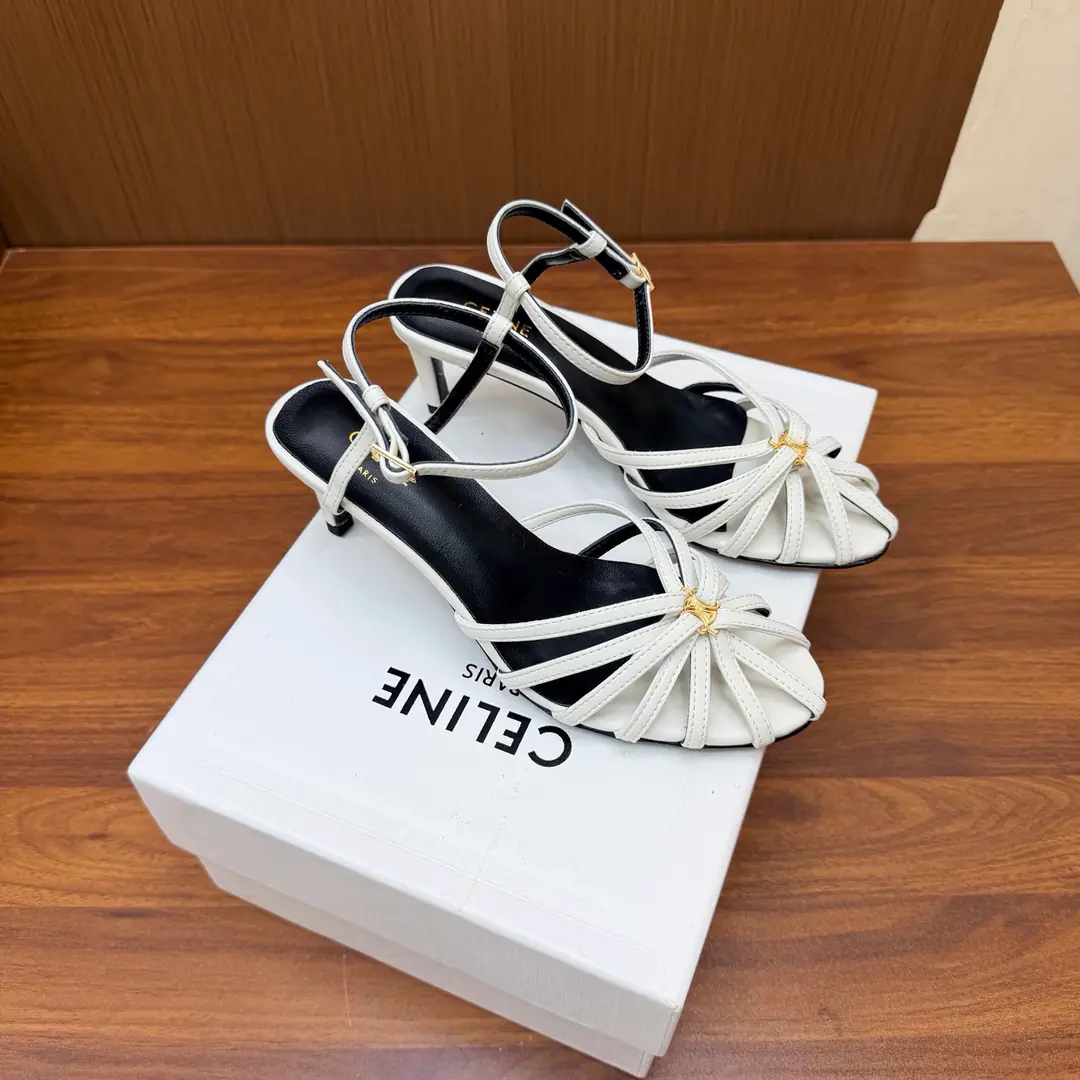 Classic long-term.📍 ◼️CelineSeymour.*Lynn!2026vsSpring and summer's latest pop-up sandal series. 【The Pig's Cage. High heels.】 Summer is a good match., That's a hell of a thing.‼️The ancient points are full of fashionable faces.‼️Original procurement development, Still highest output, Reverting original customizes the regenerative sense…… ❶Fabulous.:Customize cattle skin ❷Uchi.:Import of sheep skin ❸Foot.:Import of sheep skin ❸Otsumi!:That's a big import. ❹He's tall.: 6CM（Can do8.5cm） ❺Packaging:Original package ❻Codes:35-42（40, 41, 42Custom without re-offer）